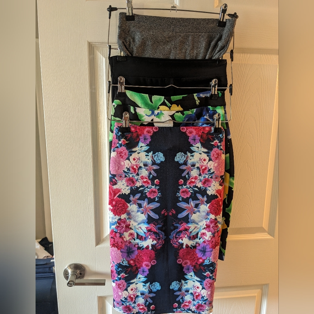 4 stretch pencil skirts